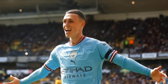 福登双响定乾坤：曼城绝杀利兹联的精彩剖析