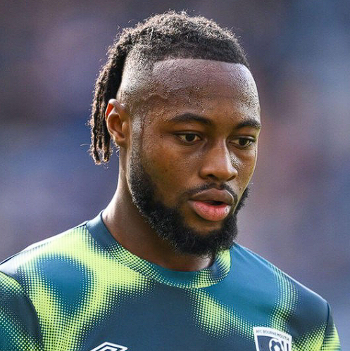 曼城中场努内斯谈争冠形势与新援印象，展望球队未来